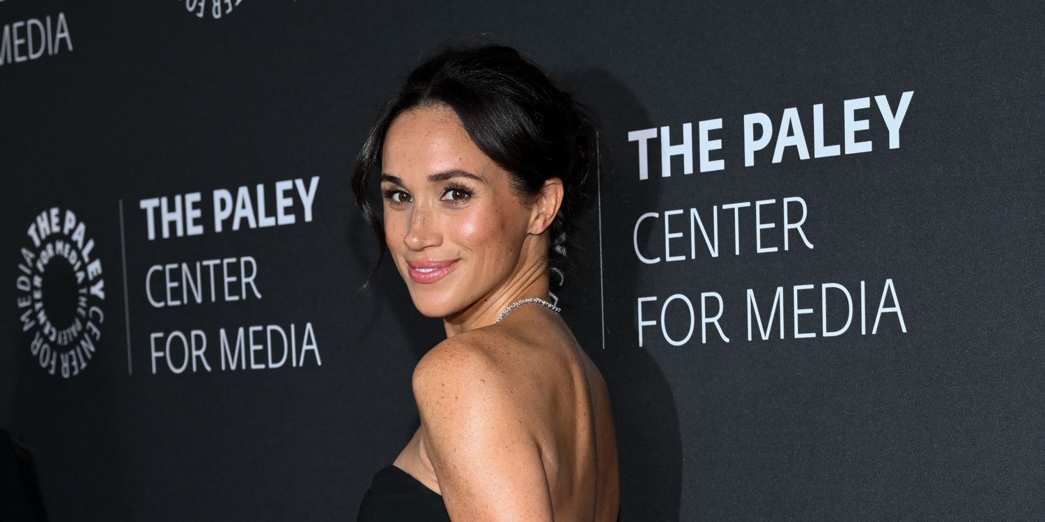 梅根馬克爾 (Meghan Markle) 價值 30,000 美元的頸鍊為網球項鍊潮流注入了獨特的元素