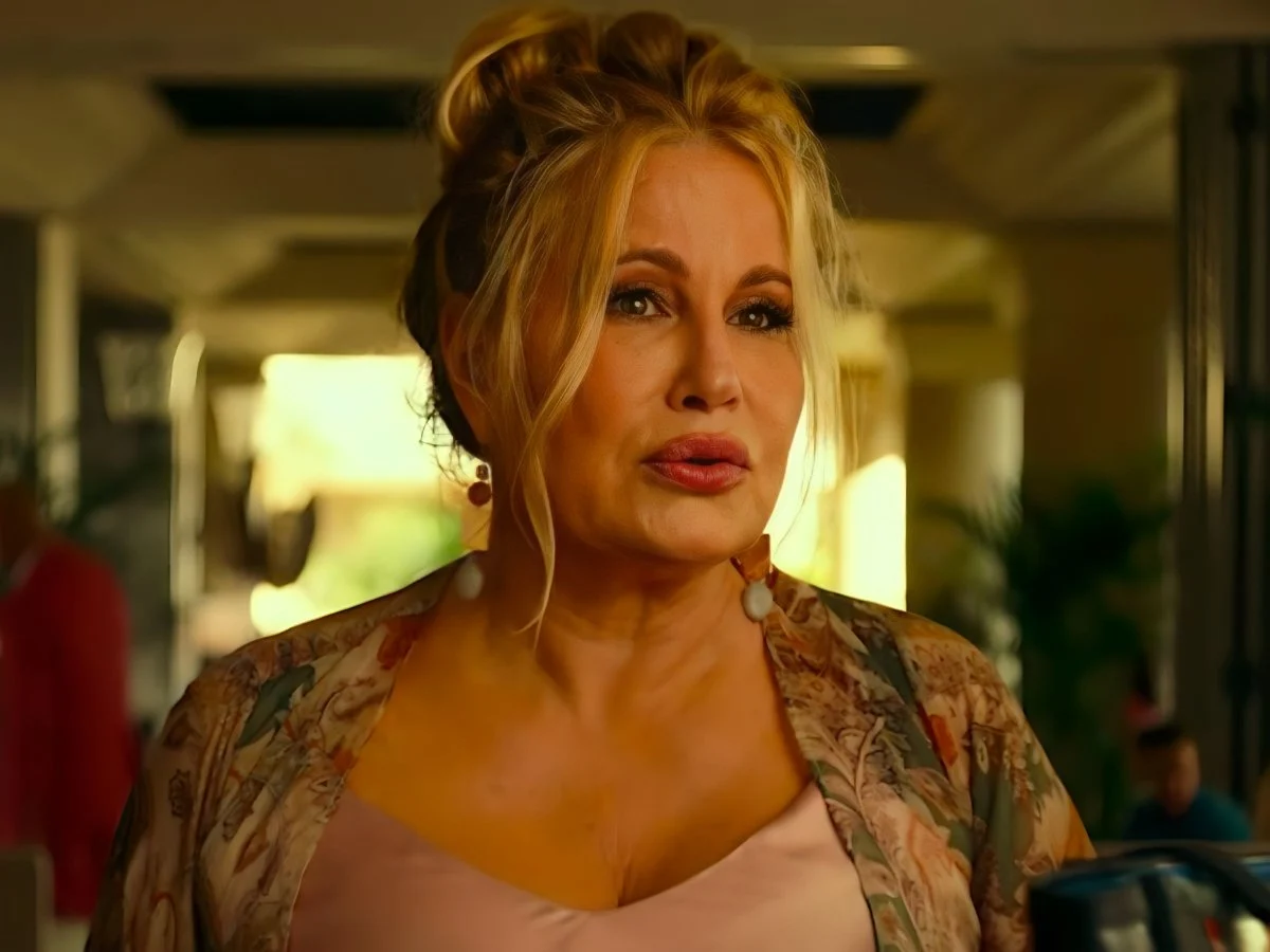 珍妮弗·柯立芝（Jennifer Coolidge）最大的職業遺憾：“我很長時間以來一直感到沮喪”
