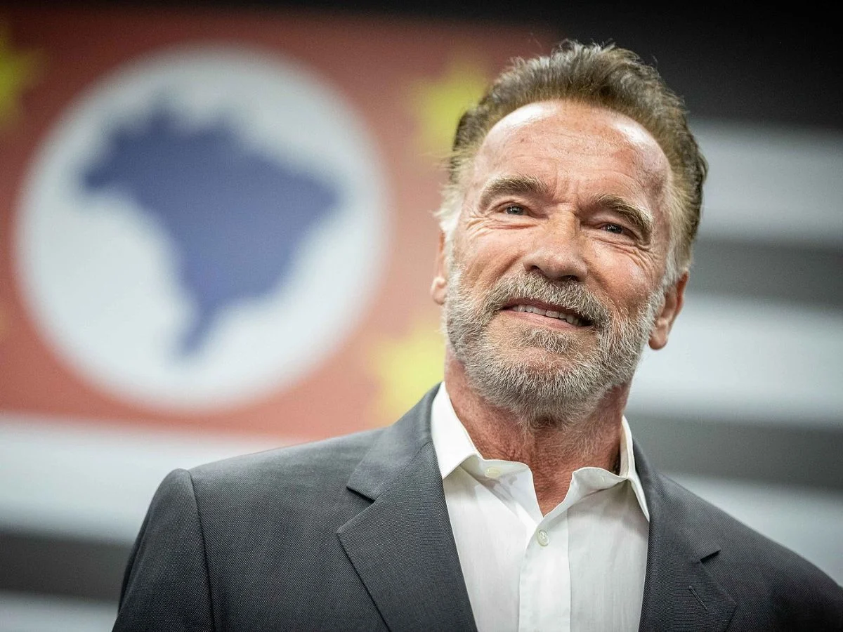 阿諾德·施瓦辛格（Arnold Schwarzenegger）最喜歡的音樂劇：“我認為世界的一部電影”
