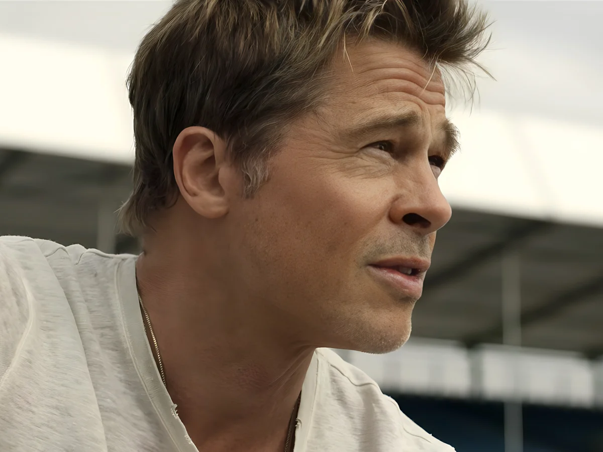 布拉德·皮特（Brad Pitt）的“ F1”電影的預告片在超級碗比賽中首映