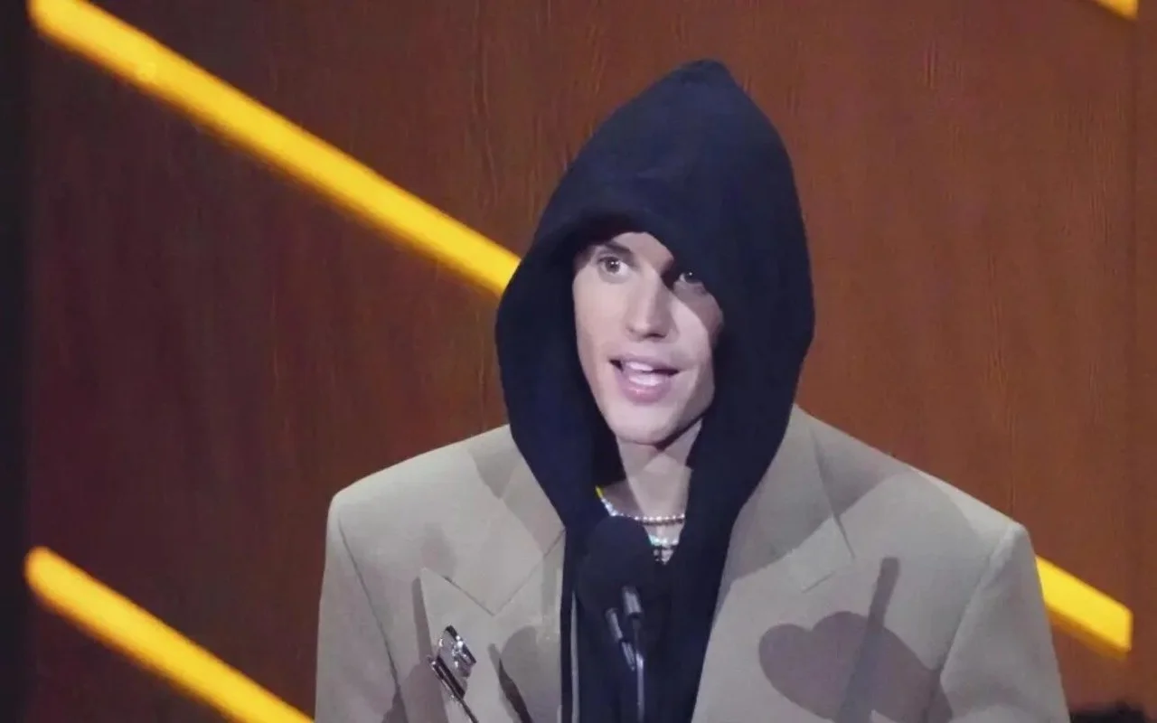 贾斯汀·比伯分享了关于摆脱仇恨的新歌片段